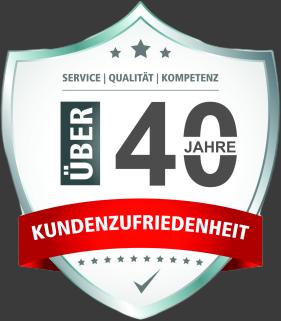 Wappen von Stapler-Ersatzteile mit der Aufschrift " Service | Qualität | Kompetenz - Über 40 Jahre Kundenzufriedenheit"